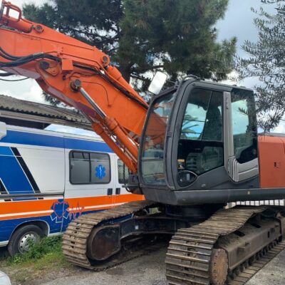 Hitachi Zaxis 240